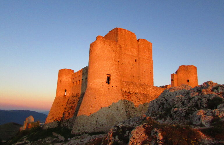 Santo Stefano di Sessanio, Rocca Calascio e Lady Hawke